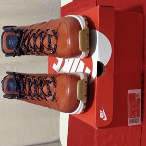 NIKE MANOA LEATHER SE